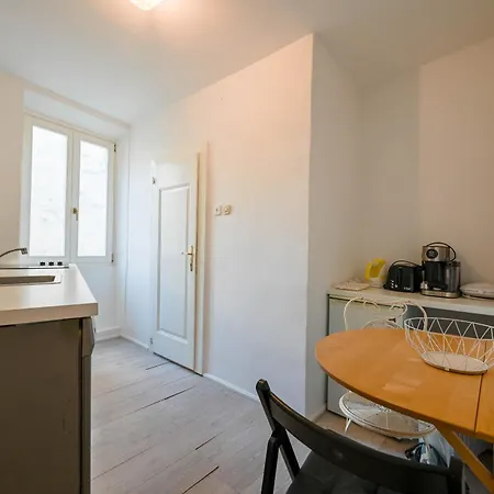 Monte Apartment
